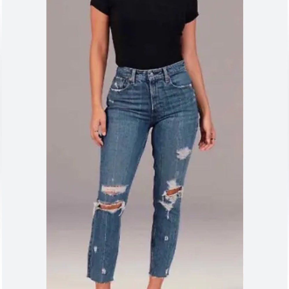 Abercrombie & Fitch Curve Lover High Rise Mom Jeans Distressed Raw Hem